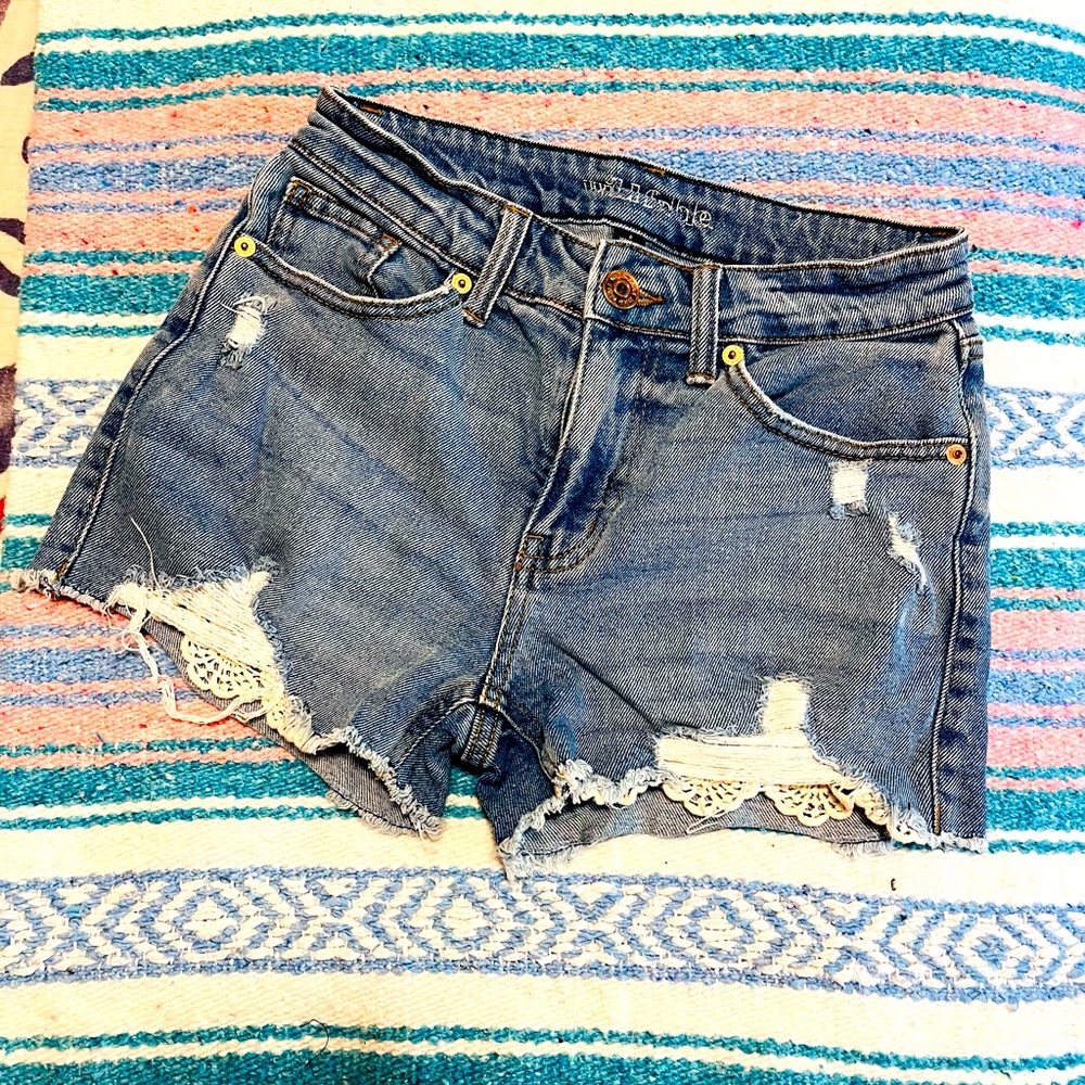 Blue jean cut offs with a little sassy lace trim🤍